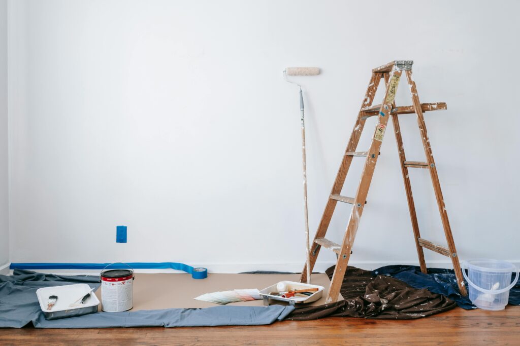 Michelle Moss infographic on Vero Beach home maintenance tips 2025.